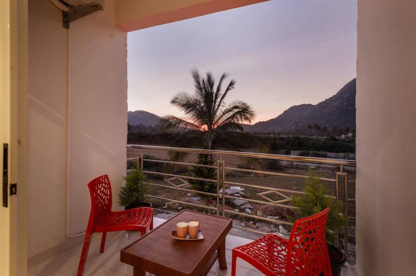 Villa In Skandagiri Bangalore Exterior foto